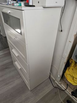 IKEA BRIMNES 4-drawer