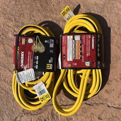 HUSKY. 25 гт LIGHTED EXTENSION CORD • Dual Lighted Ends with Power Indicator 1875 Maximum Watts DIL & CHEMICAL RESISTANT -62'F