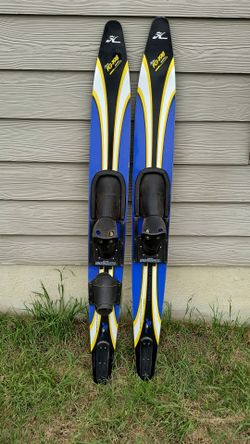 Water skis