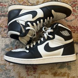Air Jordan 1 Retro OG Hi