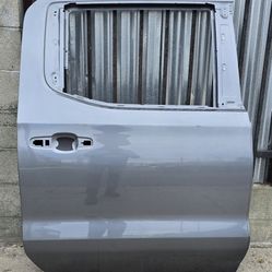 2019 2020 2021 2022 2023 2024 2025 GMC SIERRA RIGHT FRONT PASSENGER DOOR 