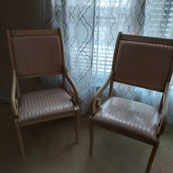 Accent Chairs