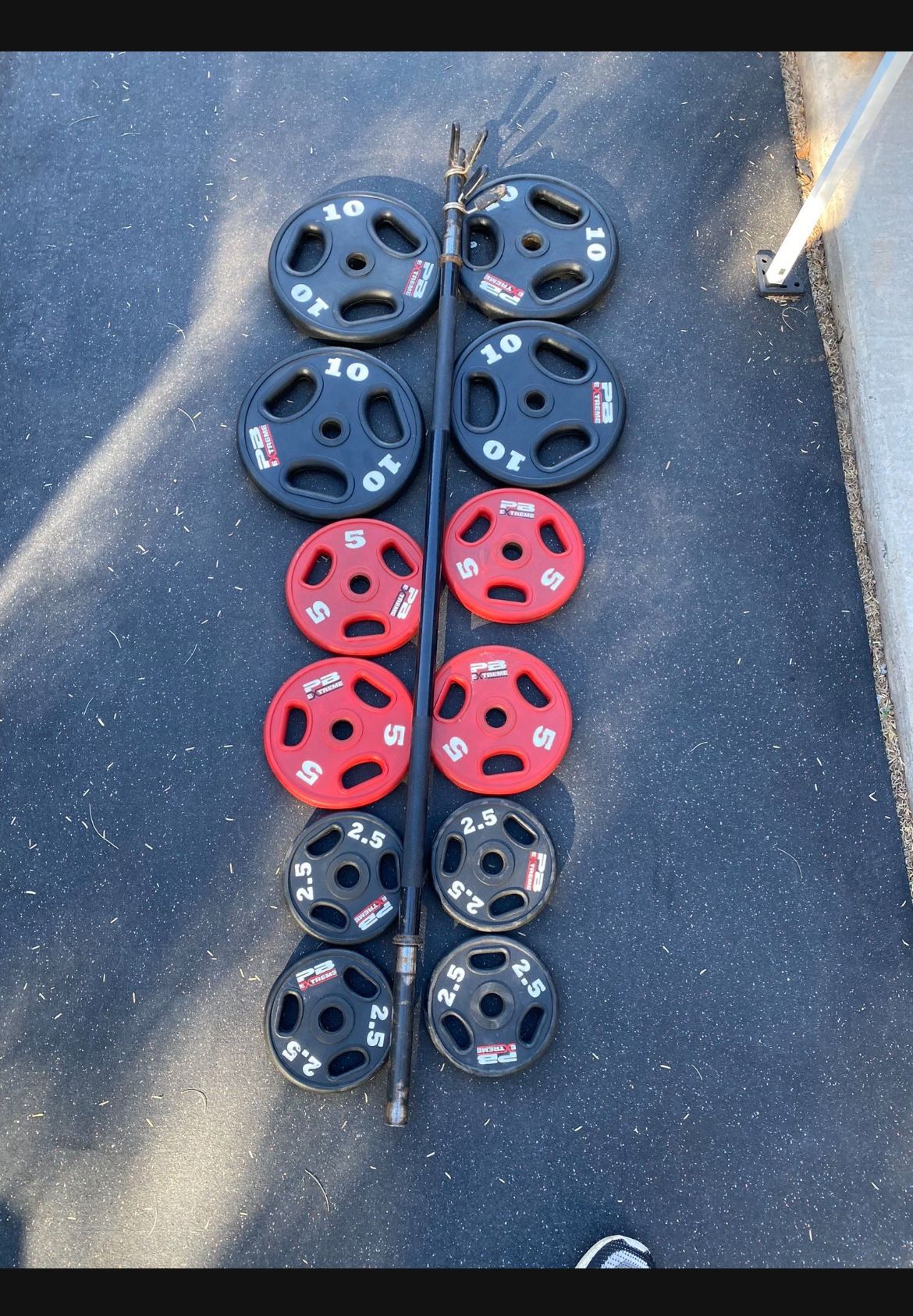 70lb Pb Extreme 1in Urethane Weight Plate Set With Bar
