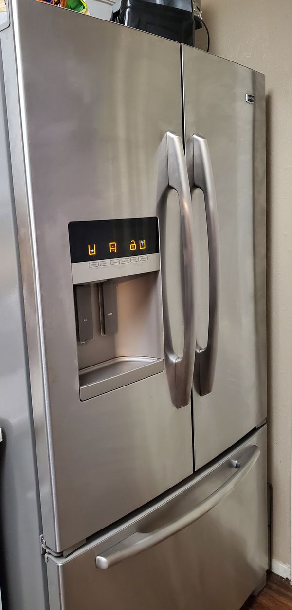 Maytag 30-INCH WIDE FRENCH DOOR REFRIGERATOR WITH EXTERIOR WATER
