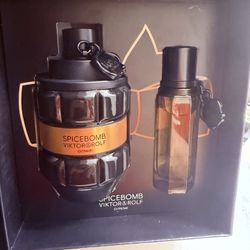 NEW SPICEBOMB EXTREME - 3.7 OZ GIFT SET