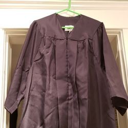 Black Graduation Gown Loose-fitting Style Gown: length 39", fits person in height from 4'10" to 5'3".  Chest size 54" wide New excellent Condition 