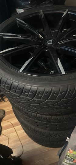 Lexani SUV Tires