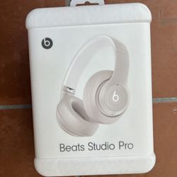 Beats Studio Pro - Wireless Bluetooth Noise Cancelling Headphones