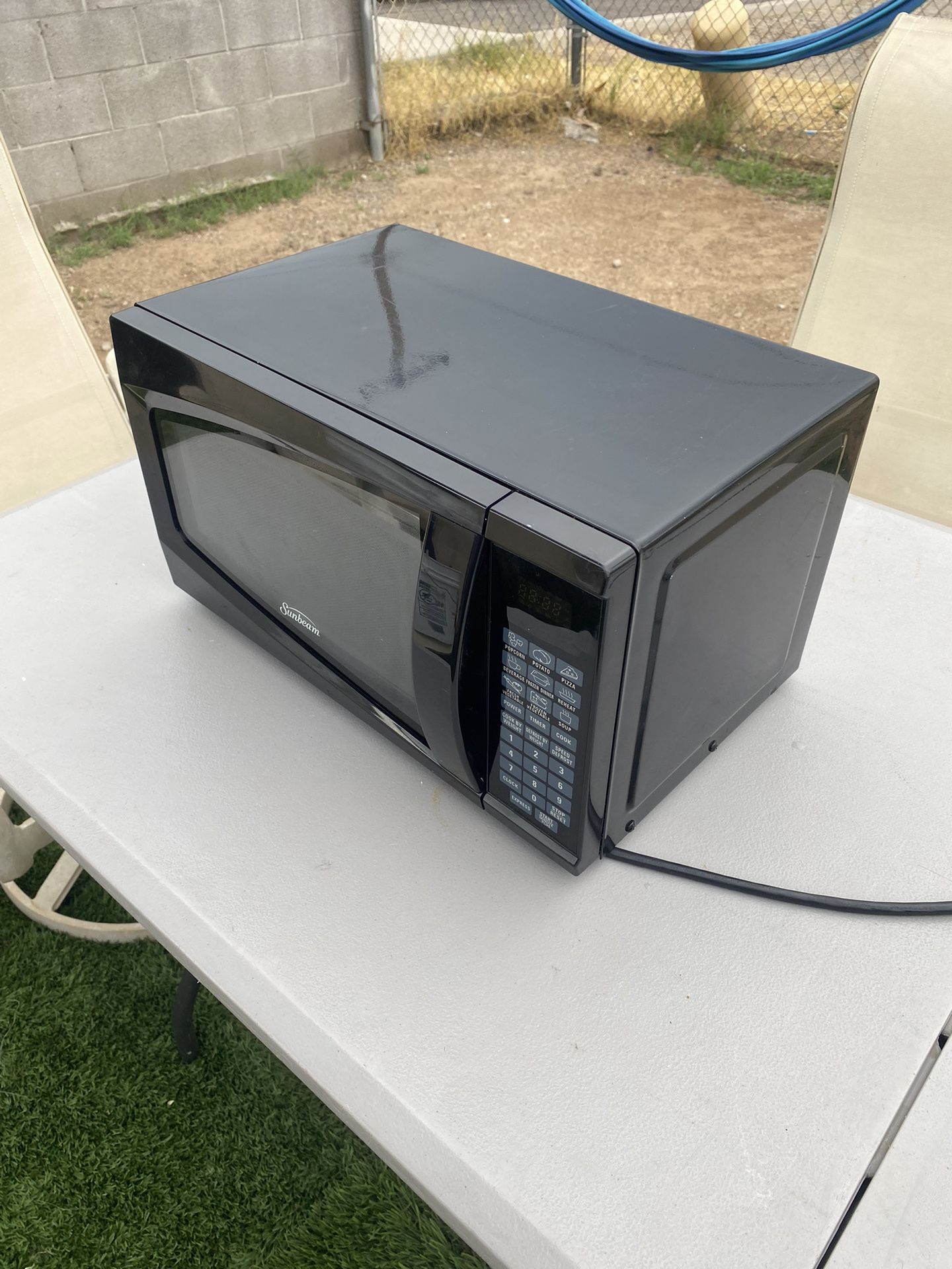 sunbeam microwave 700 watt
