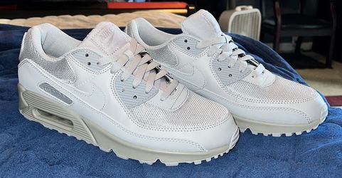 Brand New Nike Air Max 90 Size 9.5 Men Color Grey Wolf