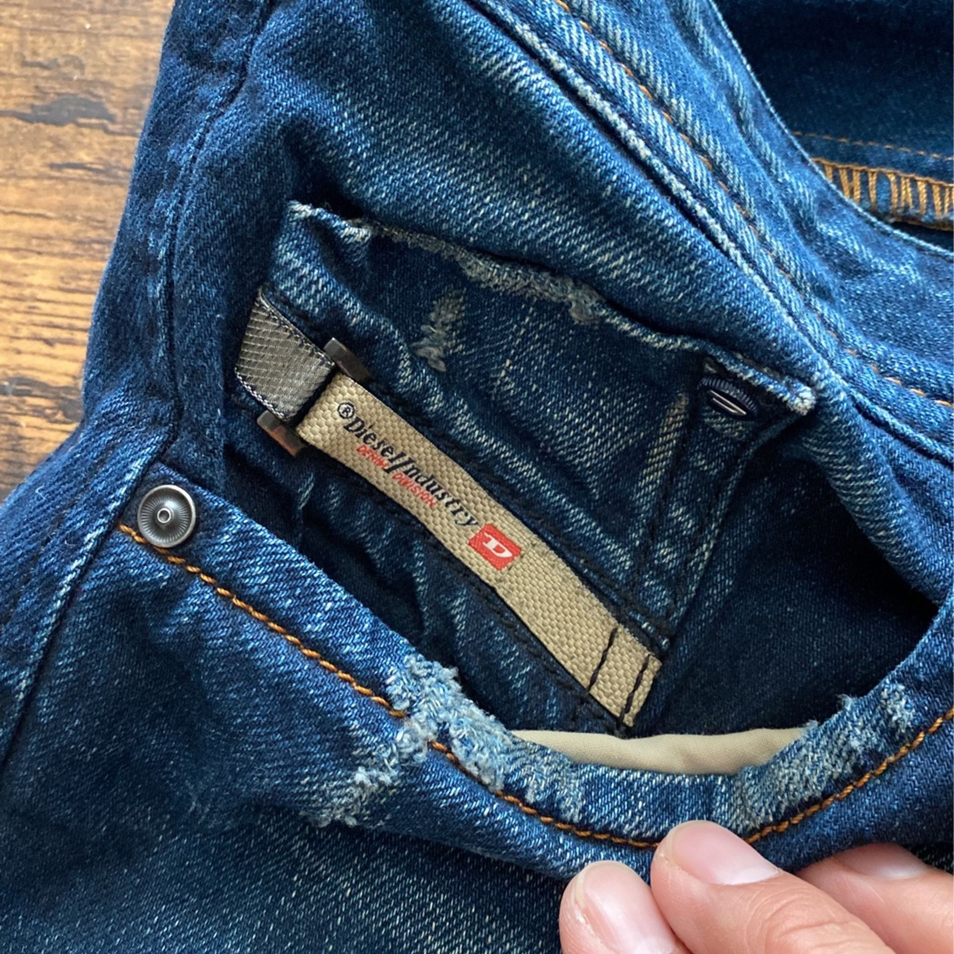 Diesel Men Jeans Classic. Tapered. Size 29/32 Barely for Sale in Torrance, CA - OfferUp