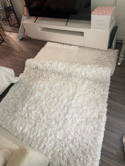 Polar Shag Area Rug 5'1" x 7'6", White,