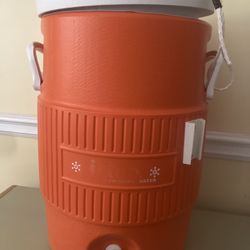 IGLOO 5 Gal Cooler