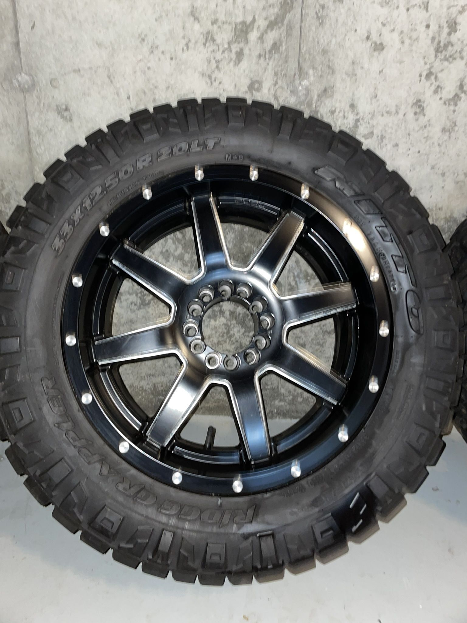 (Three) Fuel Maverick 20x9 1. Along With (three) Nitto Ridge Grappler 33x12.50R20LT (Load F) 217140