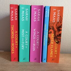ACOTAR A Court Of Thorns And Roses Series (Book)