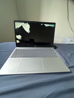 HP 15.6” Laptop – Intel Core i5 – 512GB SSD – Touchscreen – READ DESCRIPTION