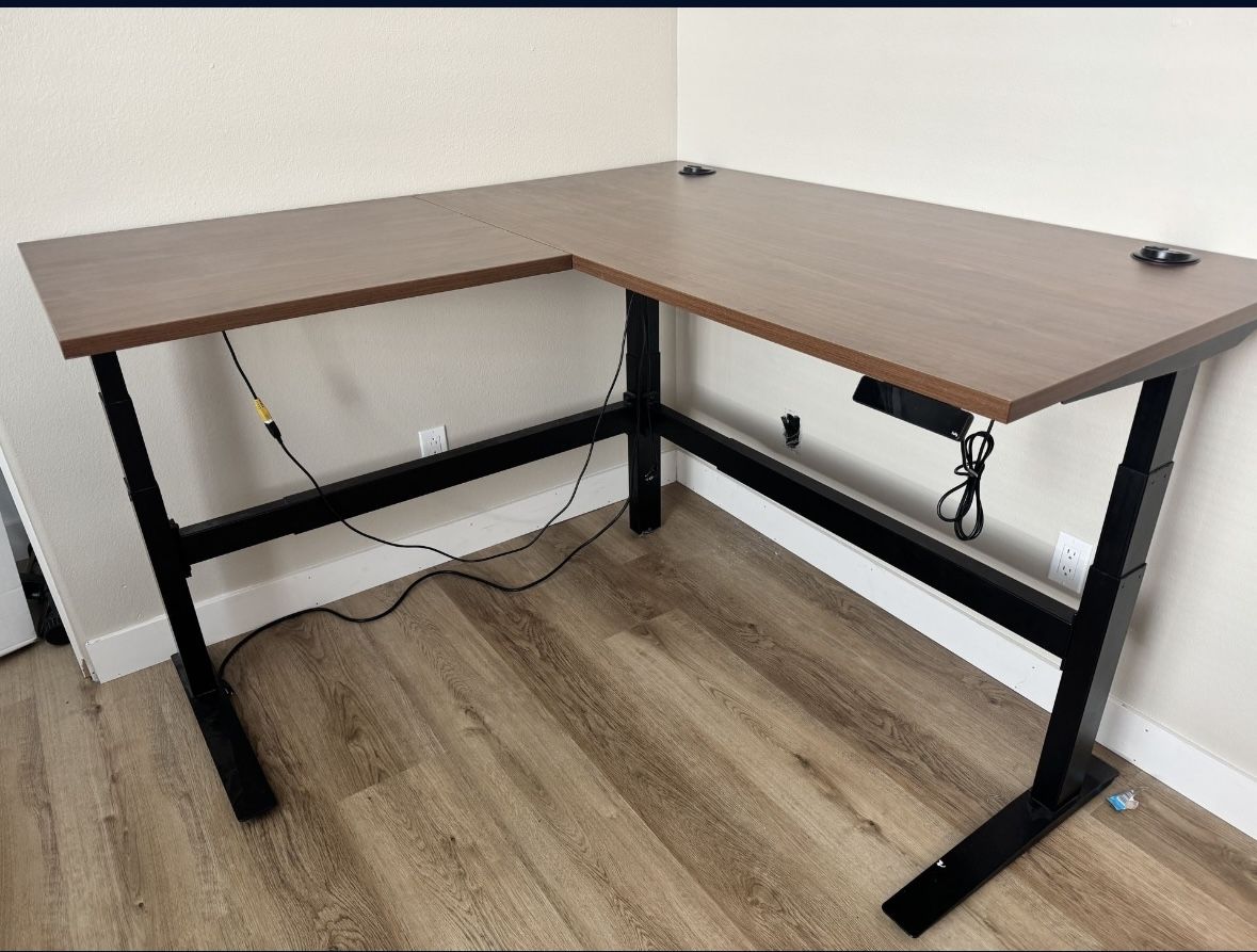 Adjustable Desk