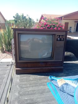Curtis Mathis Vintage Tv