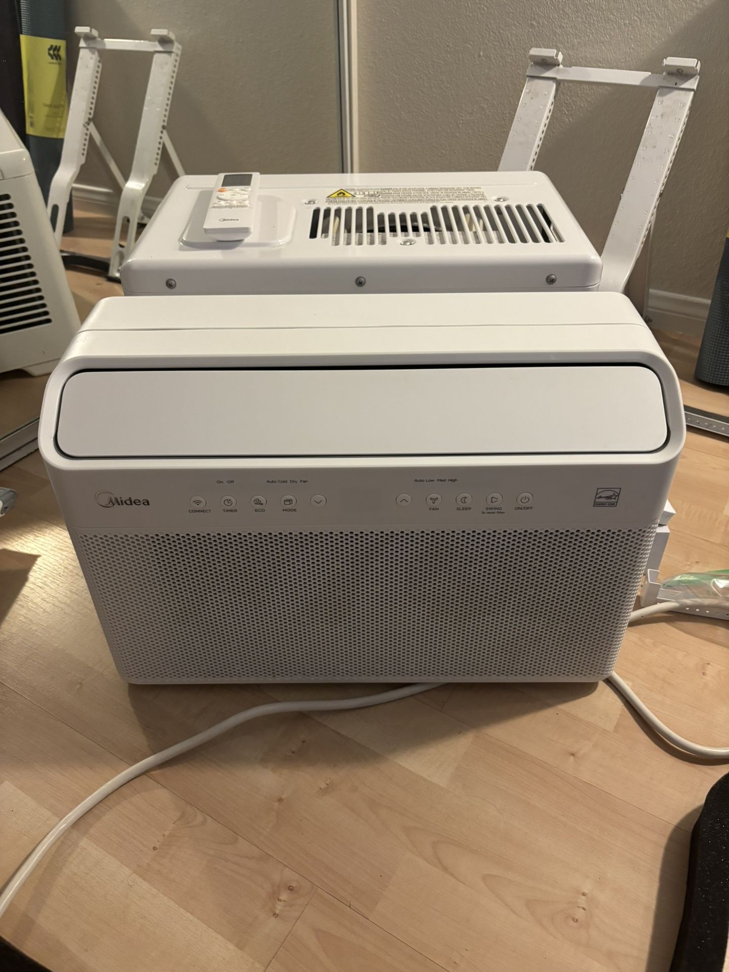 Midea 8,000 BTU DOE U-Shaped Smart Window Air Conditioner