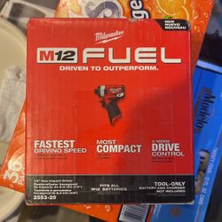 Milwaukee M12 Fuel 1/4 Hex Impact Driver