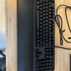 Razor Huntsman Elite Keyboard 