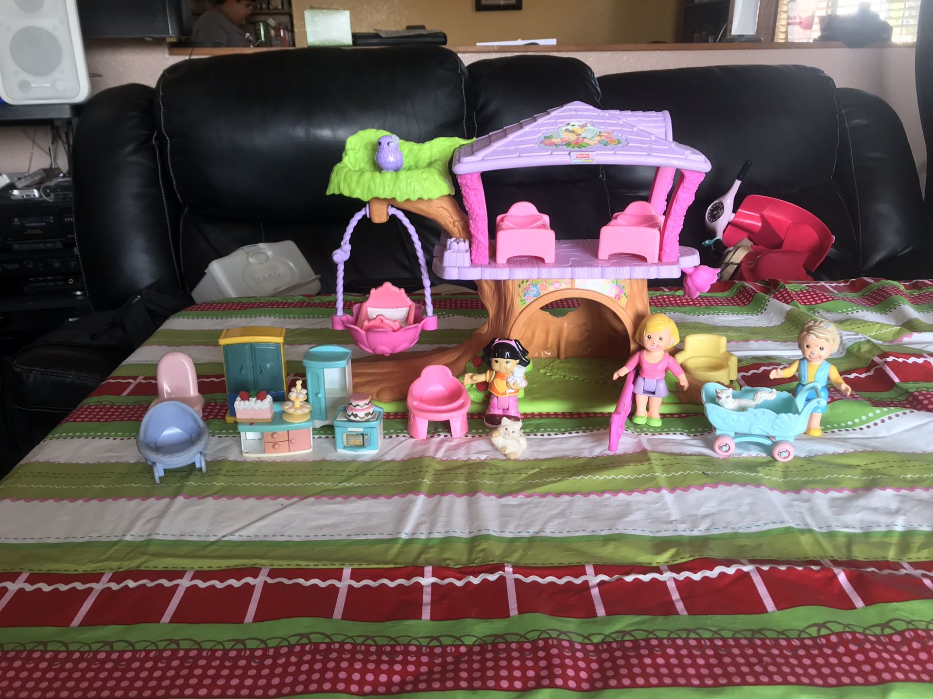 Fisher-Price Little People Tree House Lot $20 OBO