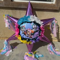 Paw Patrol Girls Regular Star Pinata 