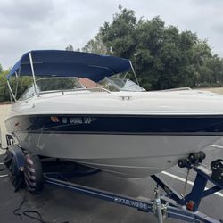 Four Winns 22 Ft Open Bow Boat With V8 Engine Dual Prop And Trailer 