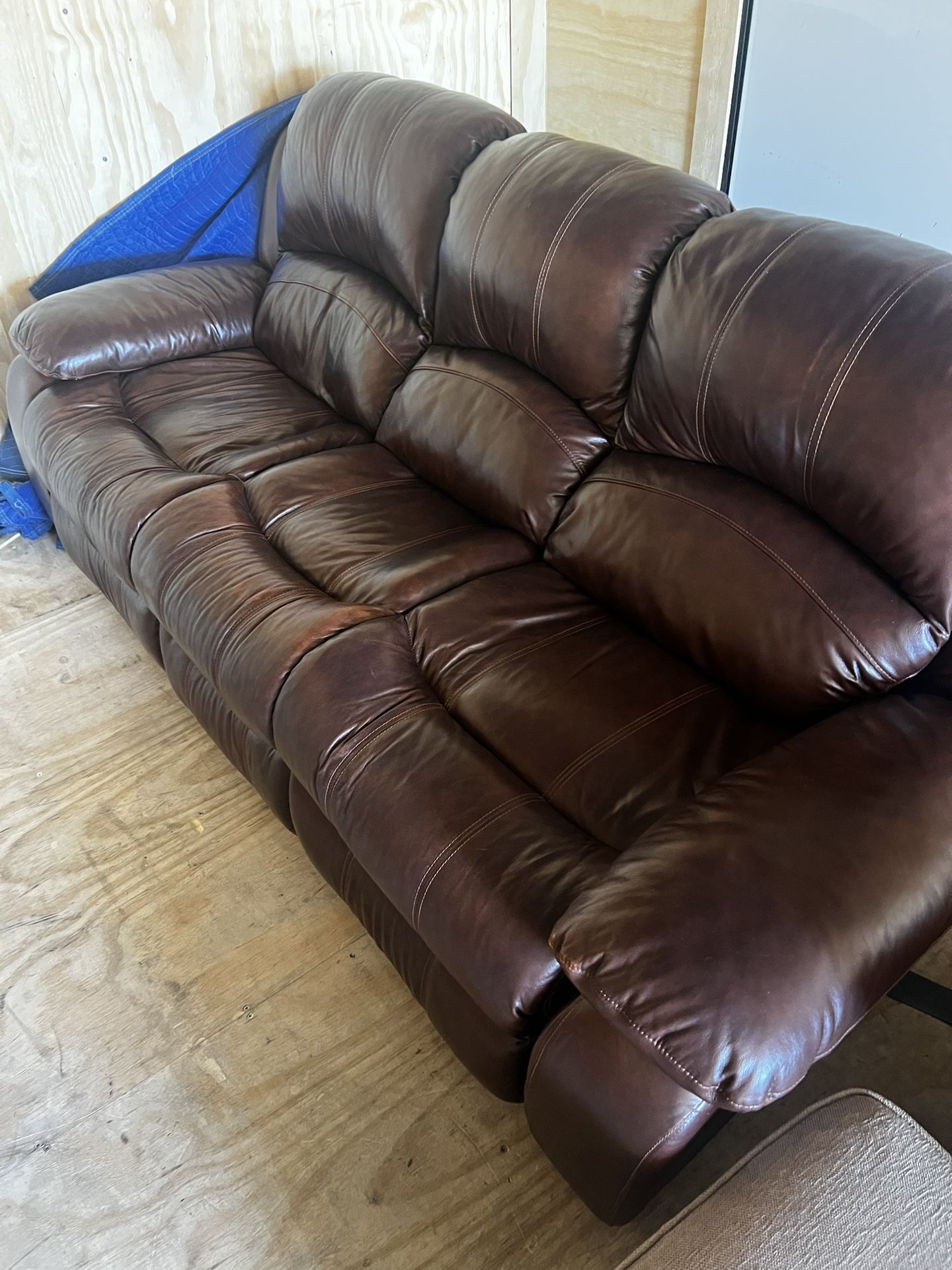 2 Leather sofas