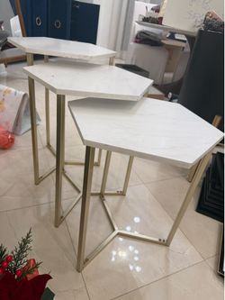 Ember Interiors Modern Wood Nesting Tables, Faux White Marble/Gold, Set of 3