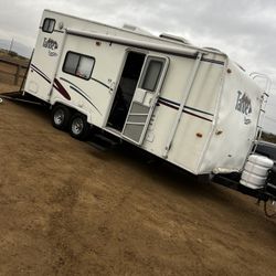 2000 Tahoe Toy Hauler 