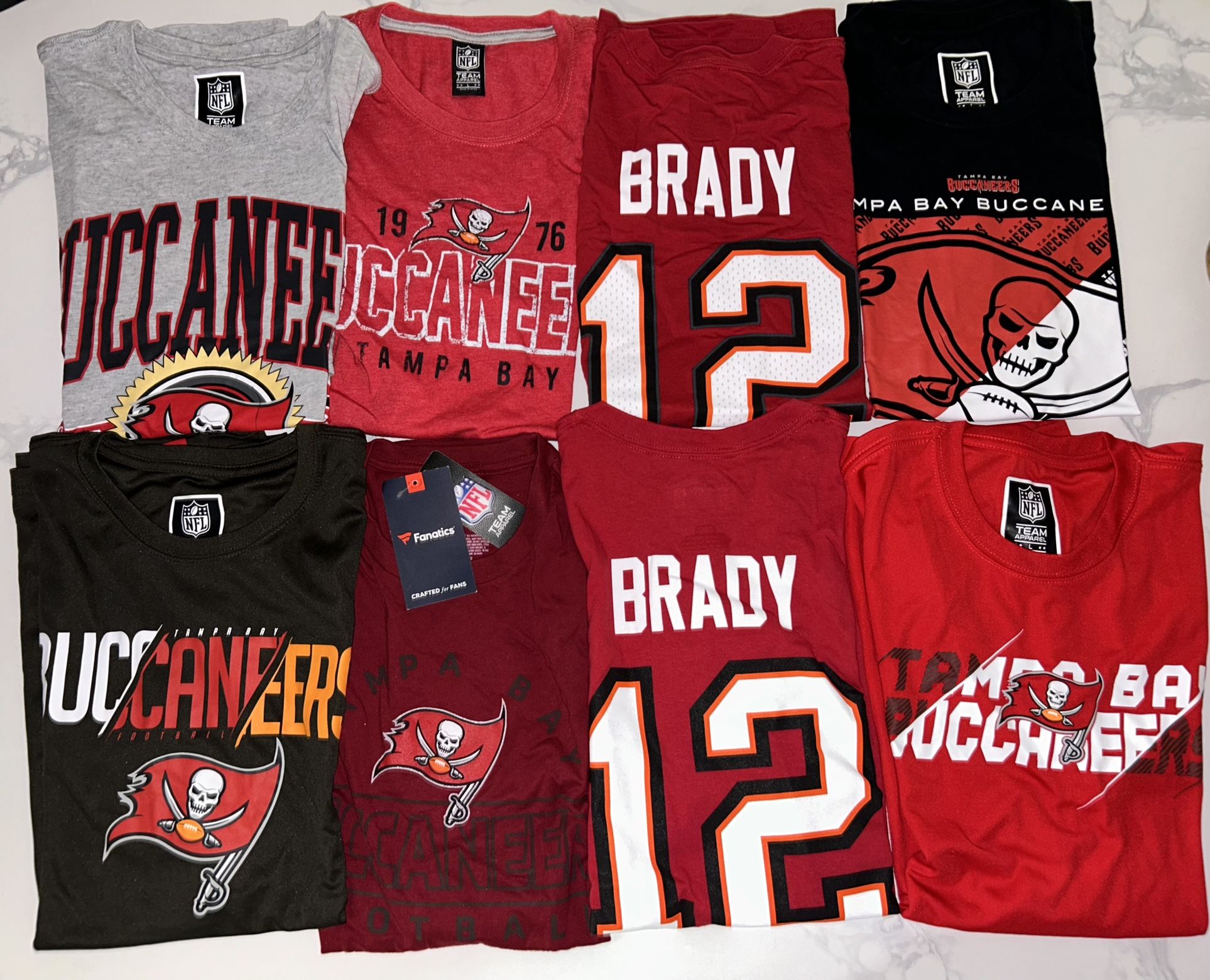 Tampa Bay Buccaneers Men’s T Shirts Size Large New