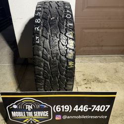 1 USED TIRE LT285/75/17 TOYO A/T OPEN COUNTRY XTREME $100 CASH PRICE MOUNTED & BALANCE 