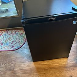 Small Fridge 