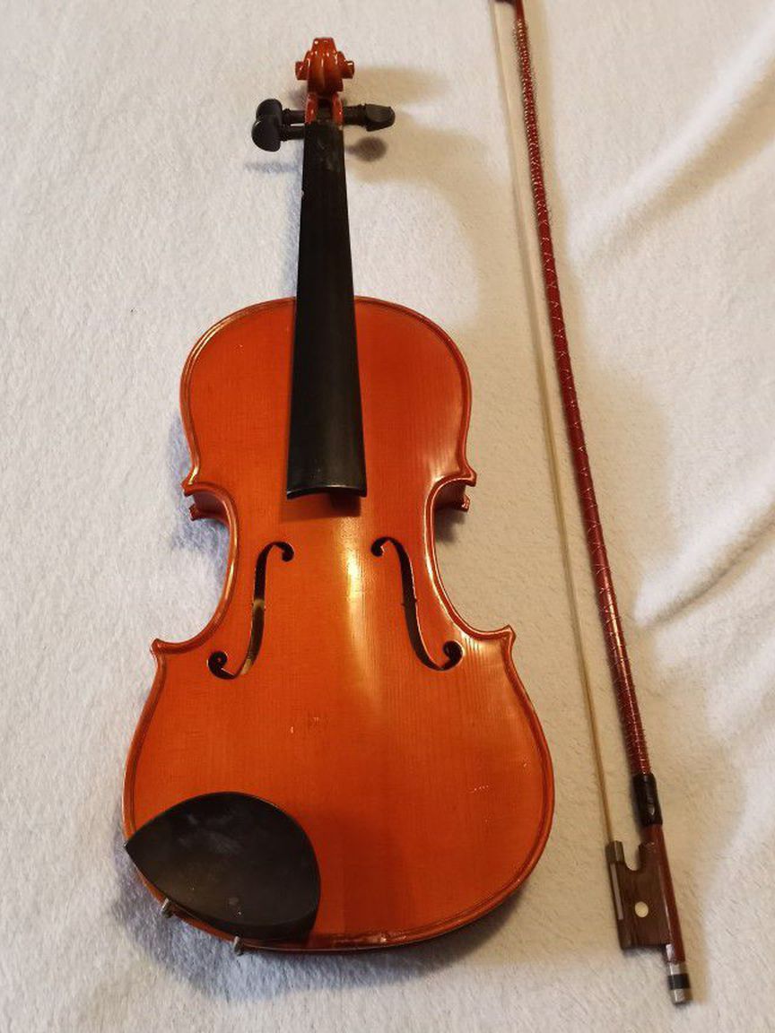 Vintage Handcrafted 1/2 Prima Violin With Carrying Case