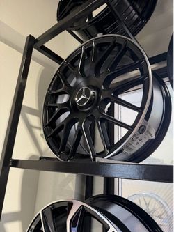 Mercedes 18s new satin black Wheels tires new