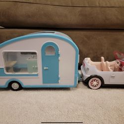 Lori Camper and Dolls go everywhere convertible car girls toy