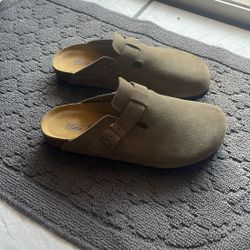 Birkenstocks Clog Taupe Suede 