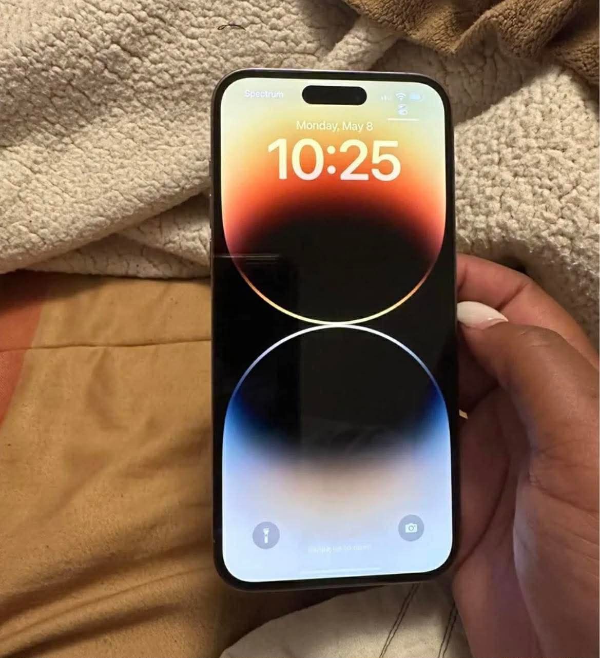 iphone 14 pro max gold