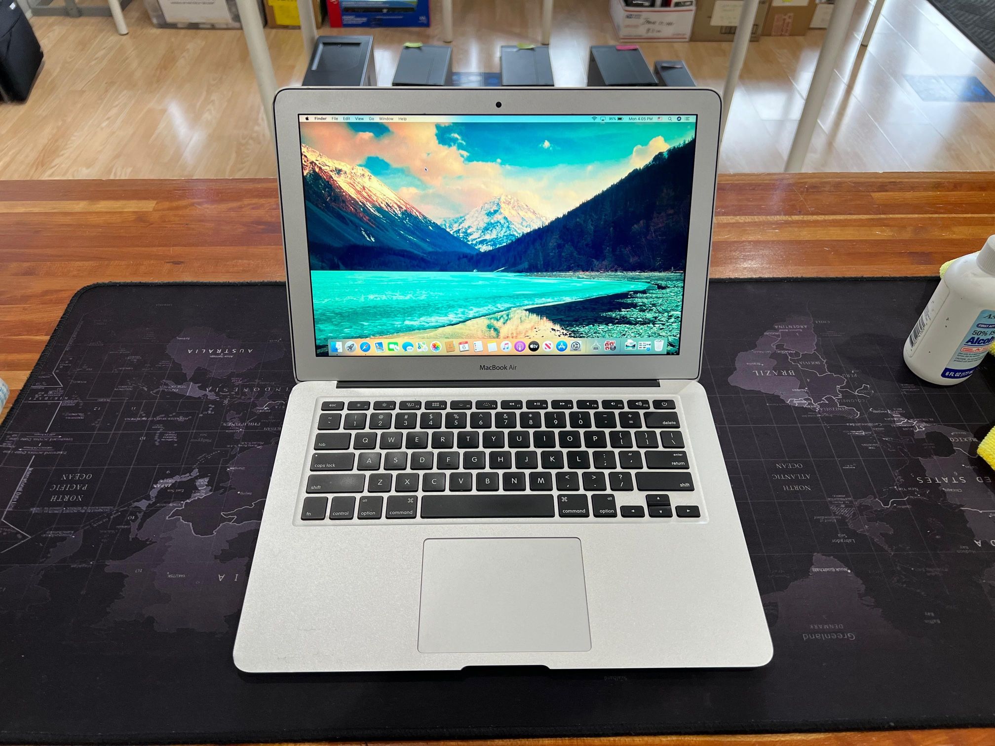 Apple Macbook Air 13” 2012 Core i5 4GB 256GB OS CATALINA FULLY FUNCTIONAL