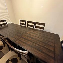 8 Chair Dining Table 