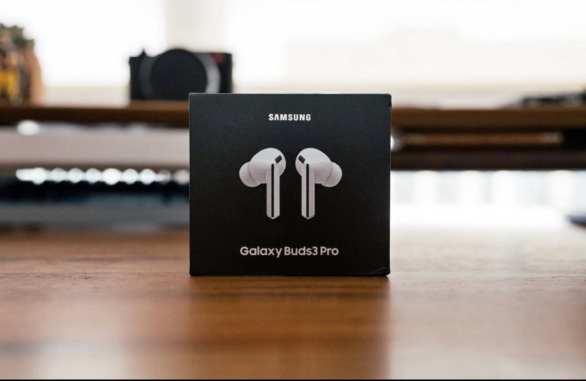 Samsung Galaxy Buds3 Pro Earbuds