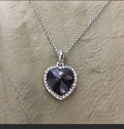 18k WGP Swarovski elements heart pendant necklace