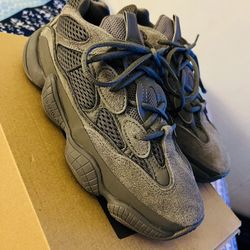 Adidas Yeezy Boost 500
