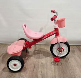 Kids Raidio Flyer Tricycle..