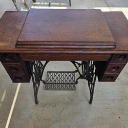 Singer Sewing Table Red Eye