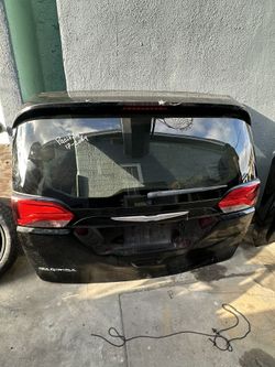 2017 Chrysler Rear Door