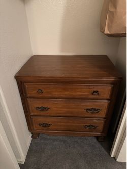 Dresser