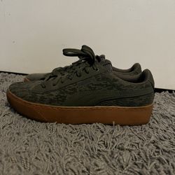Puma Sneakers Size W7