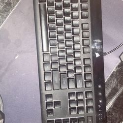 Corsair K55 Keyboard With Corsair Mouse 